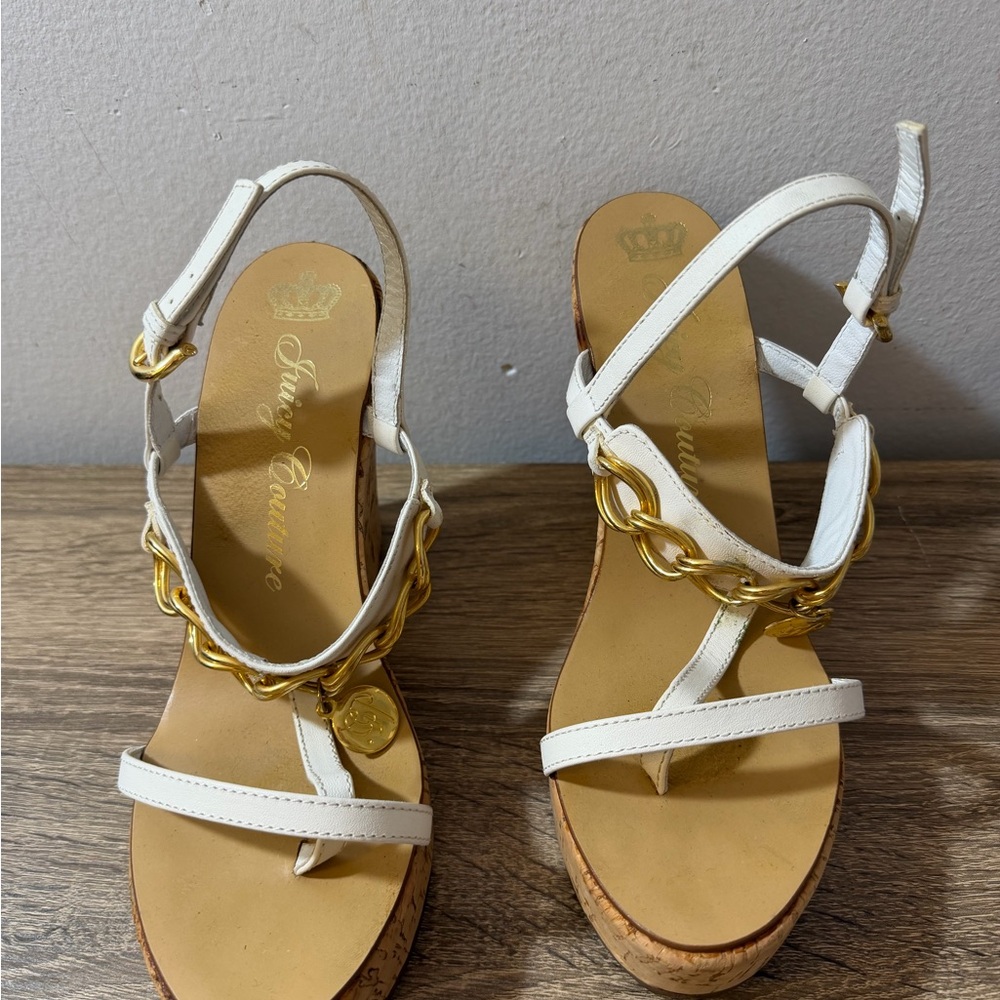 Juicy Couture White and Gold Chain Sandals
